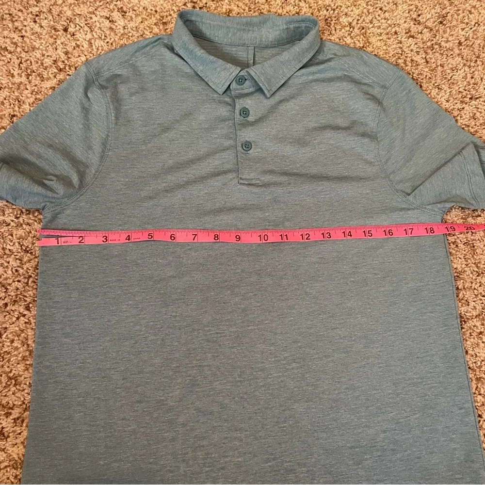 Men’s Lululemon Evolution Polo Blue small.